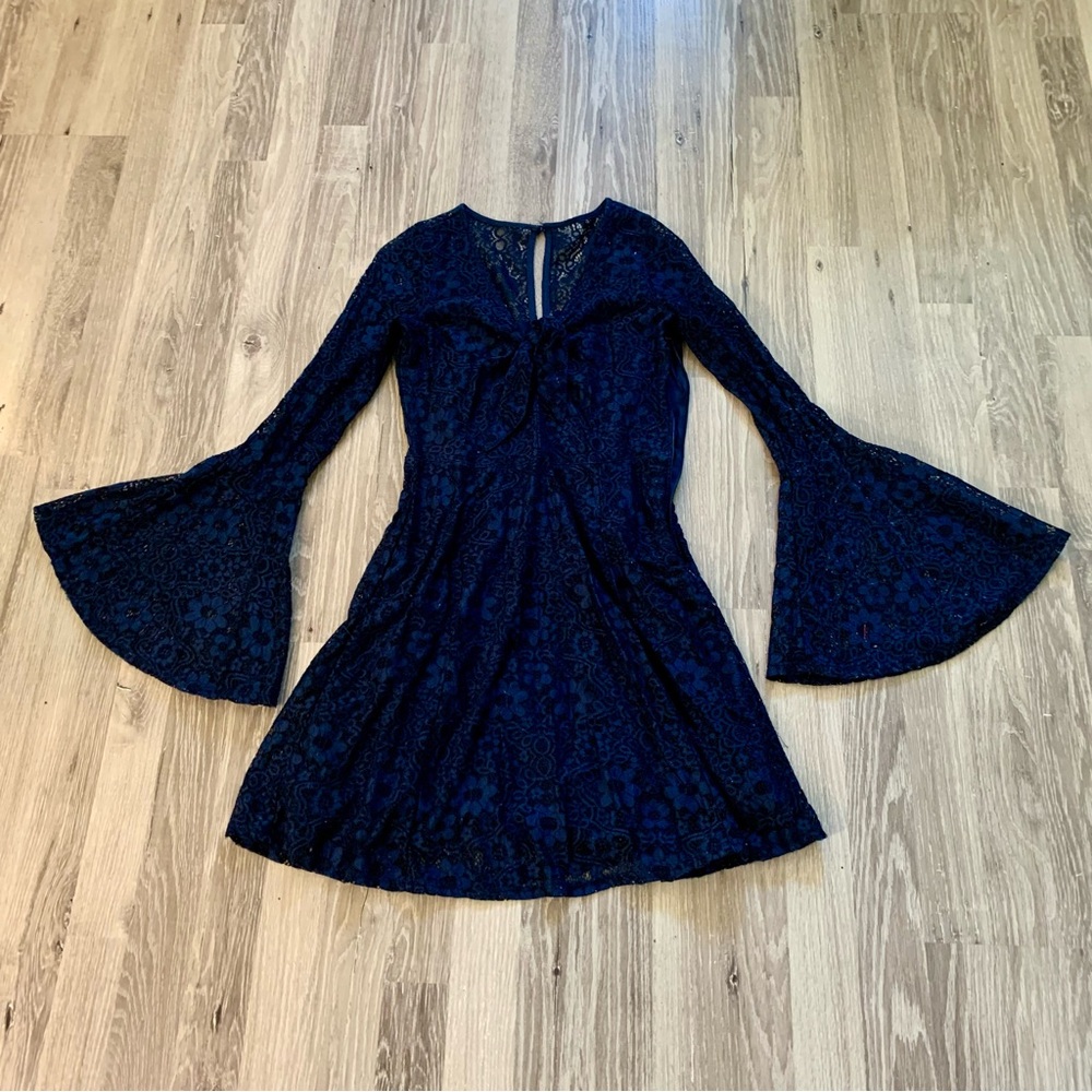 Hollister Lace Dress Bell Sleeves Sz S Navy Blue Whimsigoth Witchy Y2K Goth